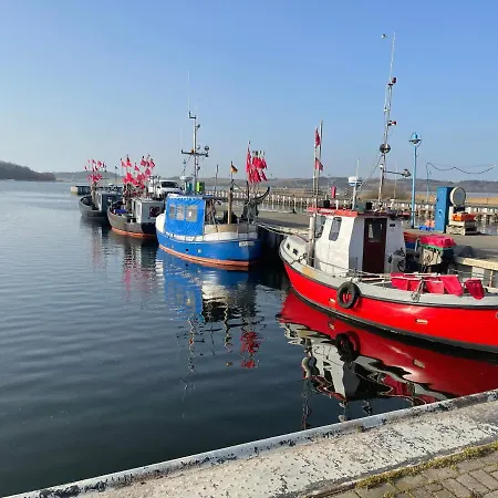 Hus Suennschien Apartament Alt Reddevitz