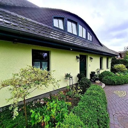 Apartament Hus Suennschien