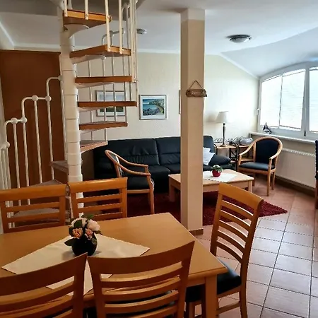 Hus Sünnschien Apartment Alt Reddevitz
